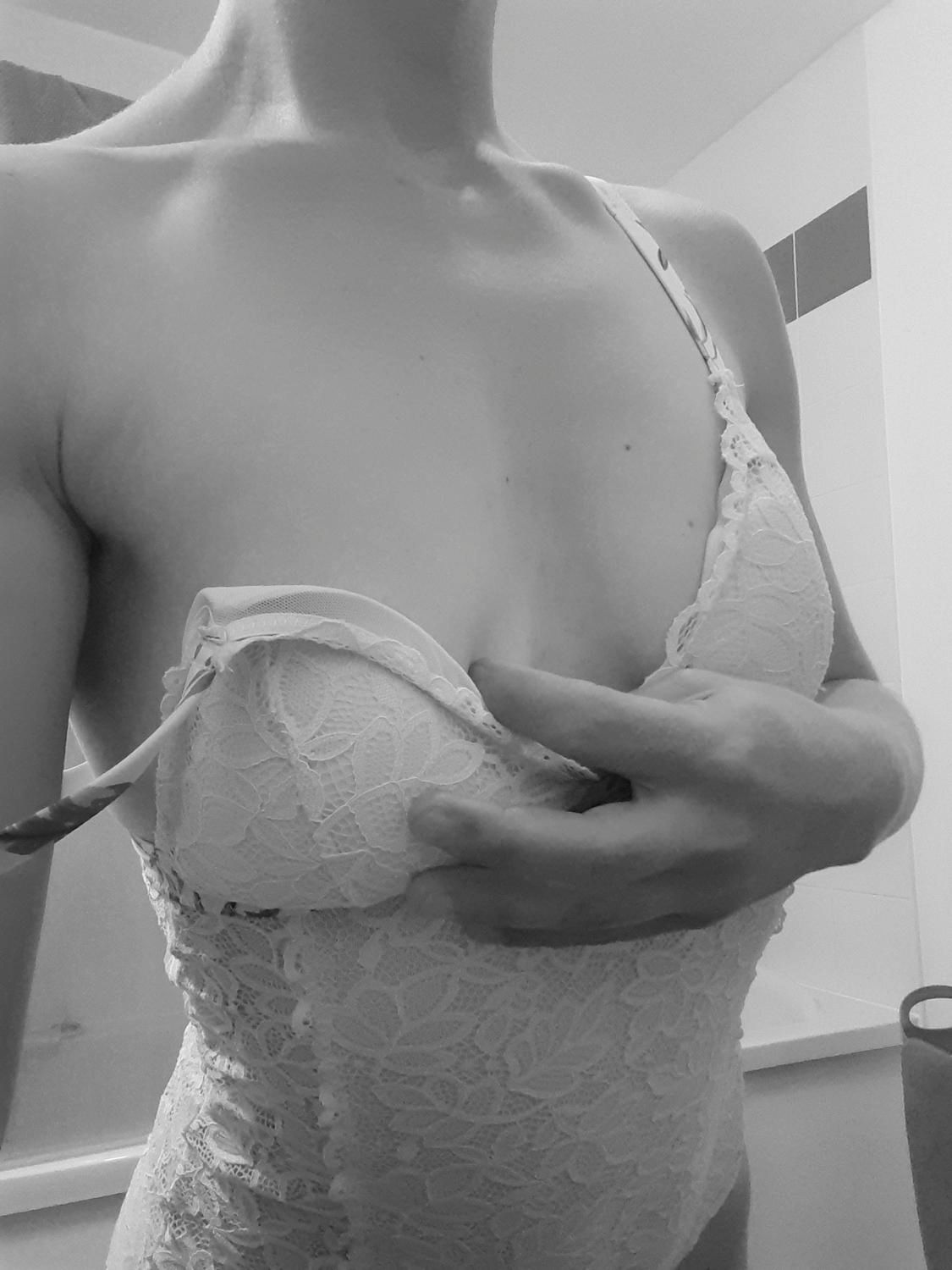 _erotica_1's media