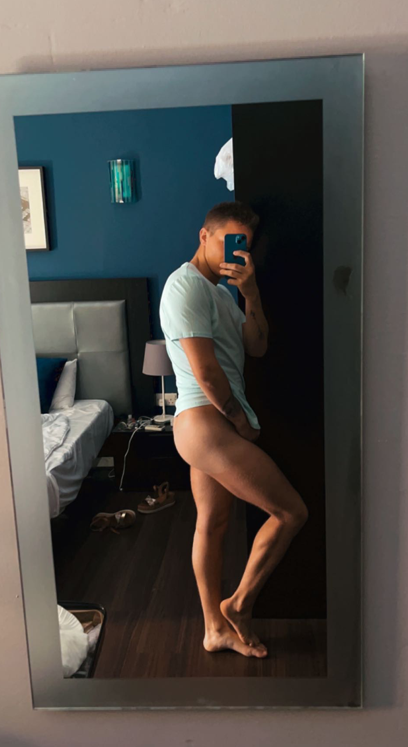 Evanof's media