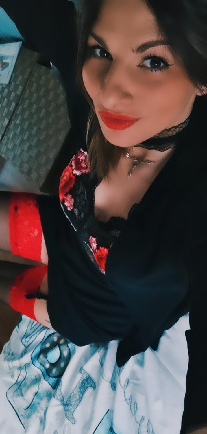 Eve_b's media