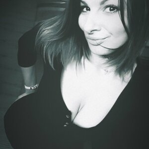 Eve_b's media