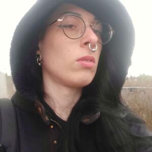 Evelynegothica's media
