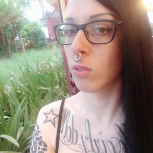 Evelynegothica's media