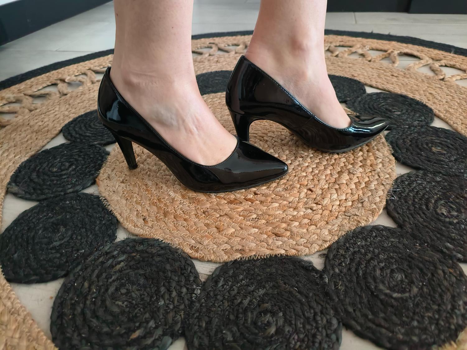 Feet-and-you's media
