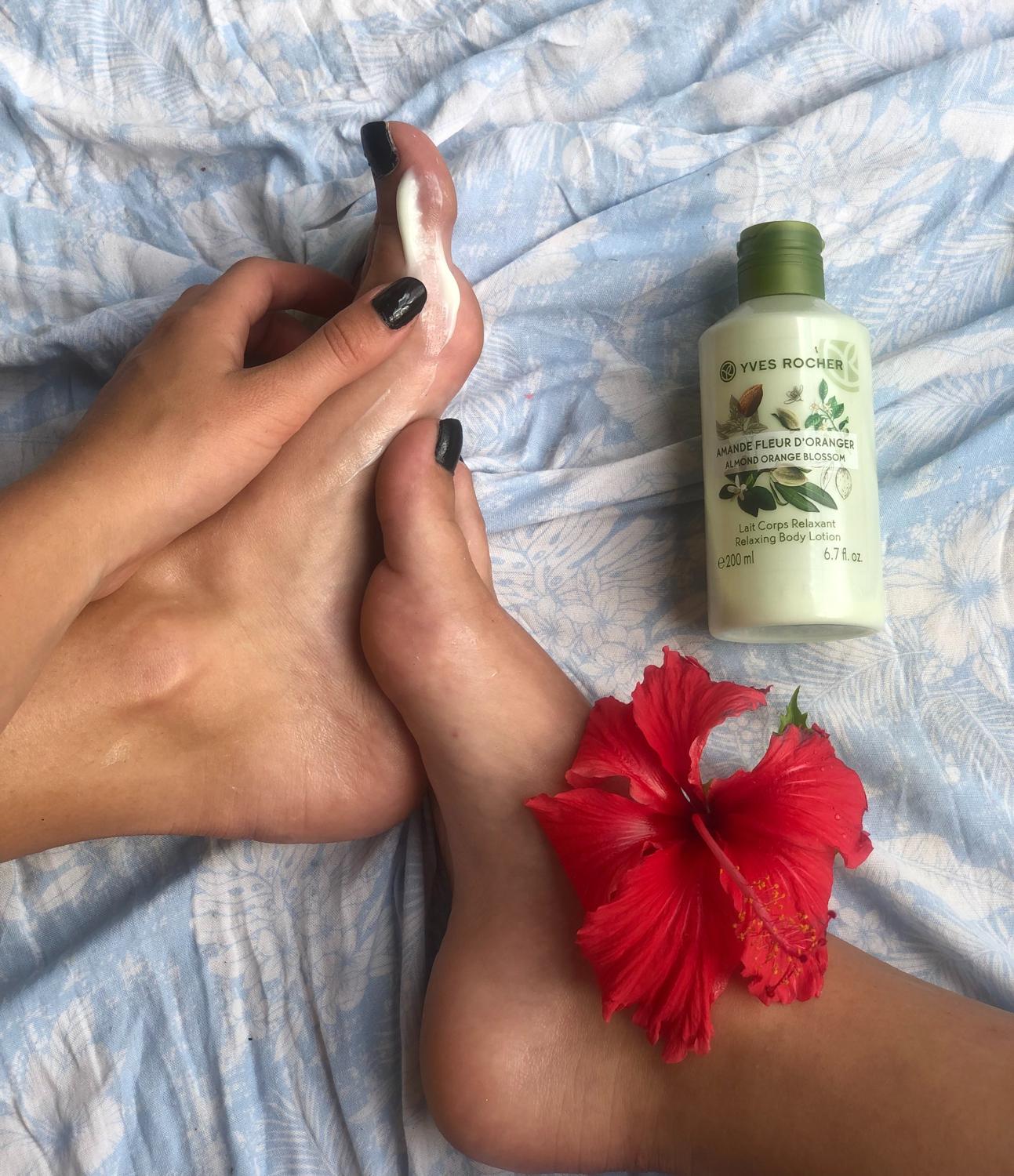 Feet-foot-pieds-lovers's media
