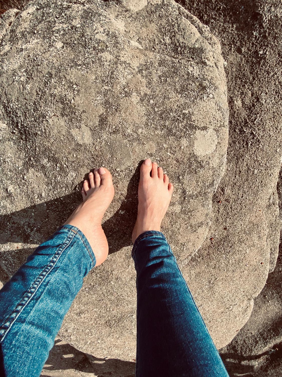 Feet_french_girl's media