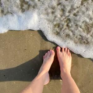 Feet_french_girl's media