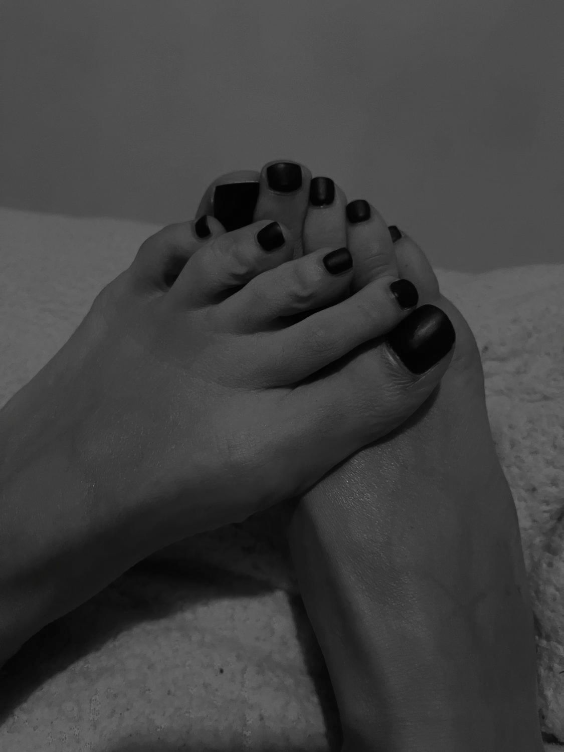 Feet-girl3's media