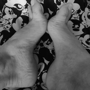 Feet_lilou's media