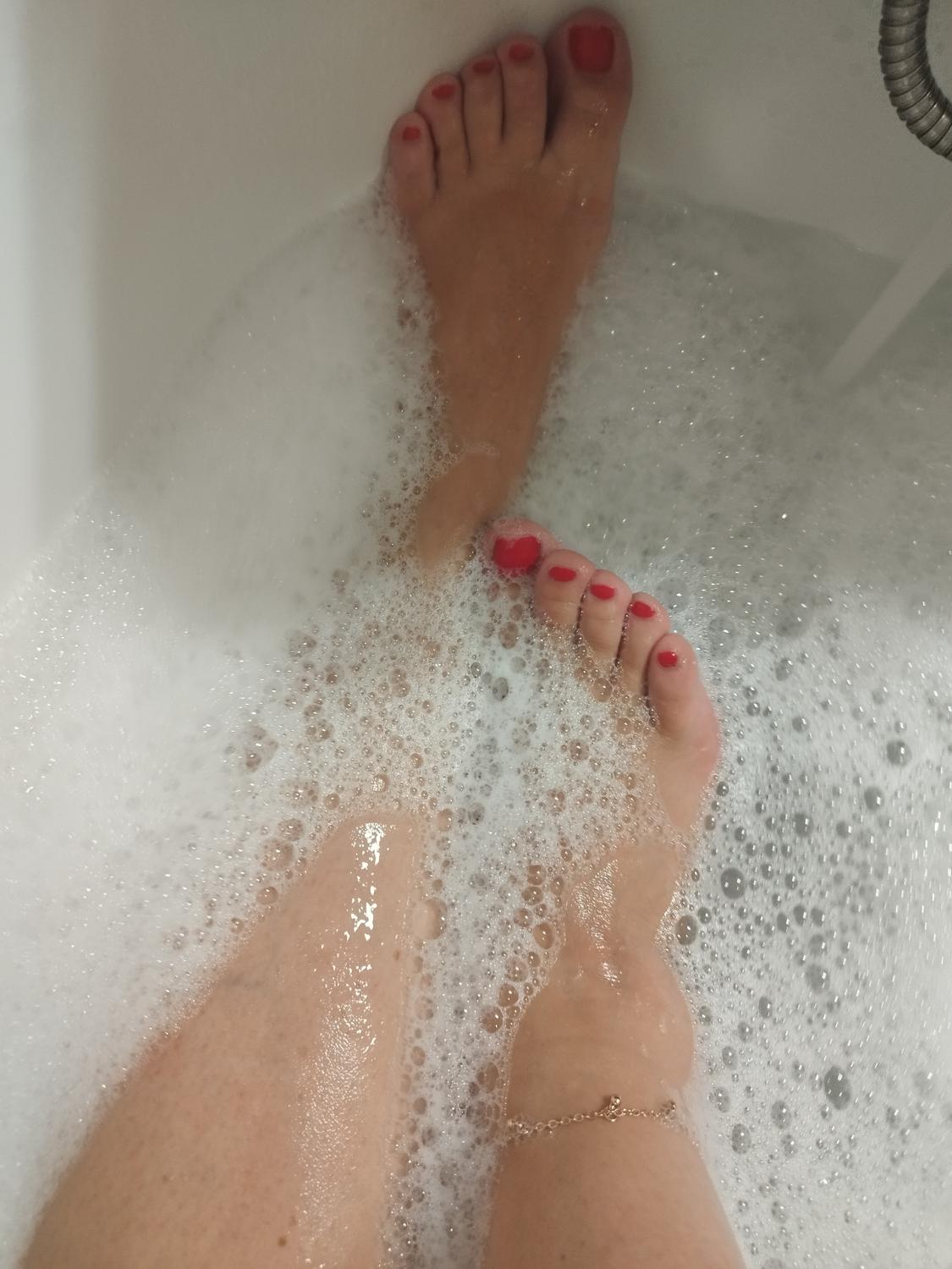Feet-lolita's media