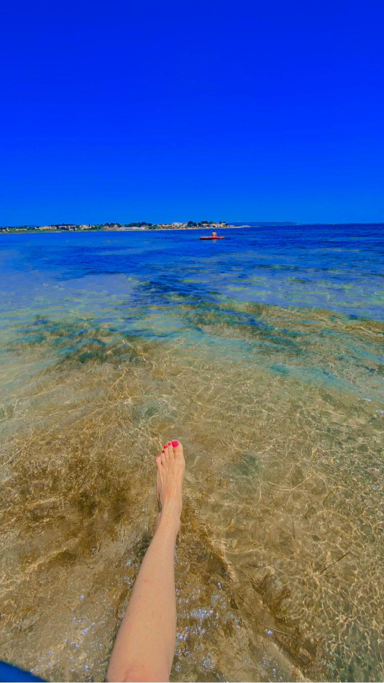 Feet_marla's media