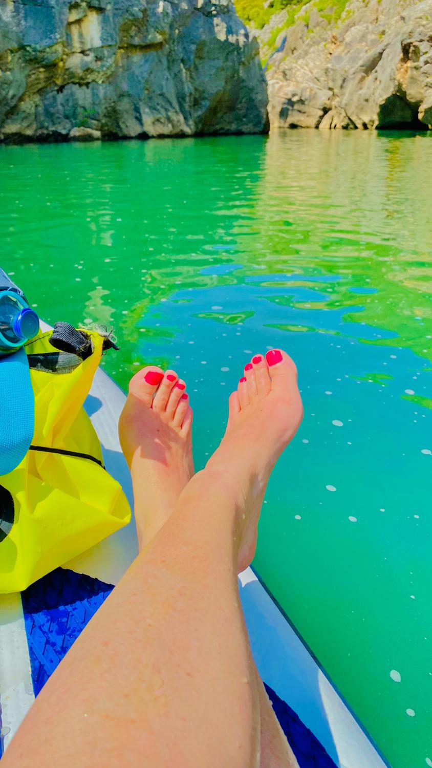 Feet_marla's media