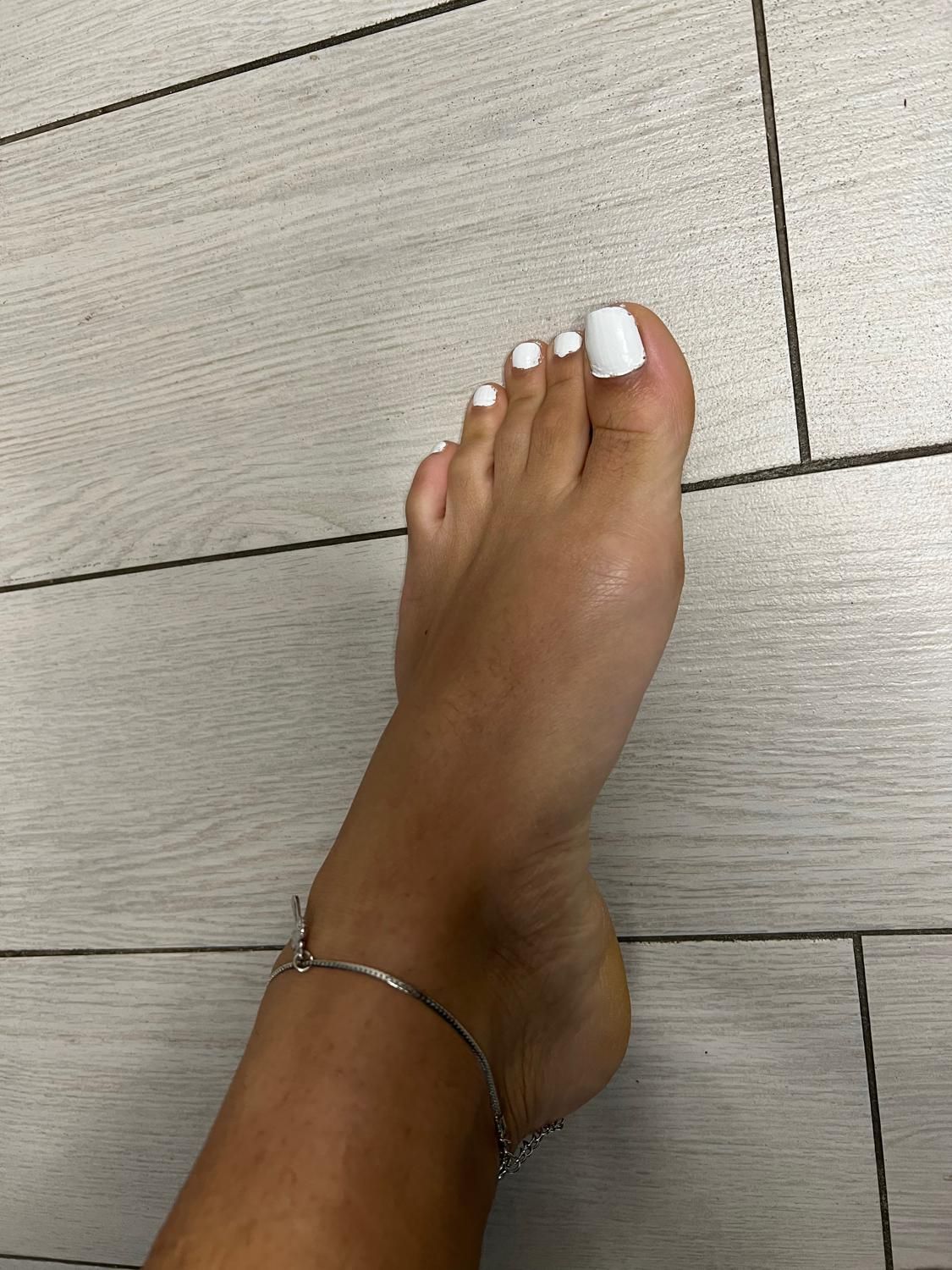 Feet_n_sweet's media