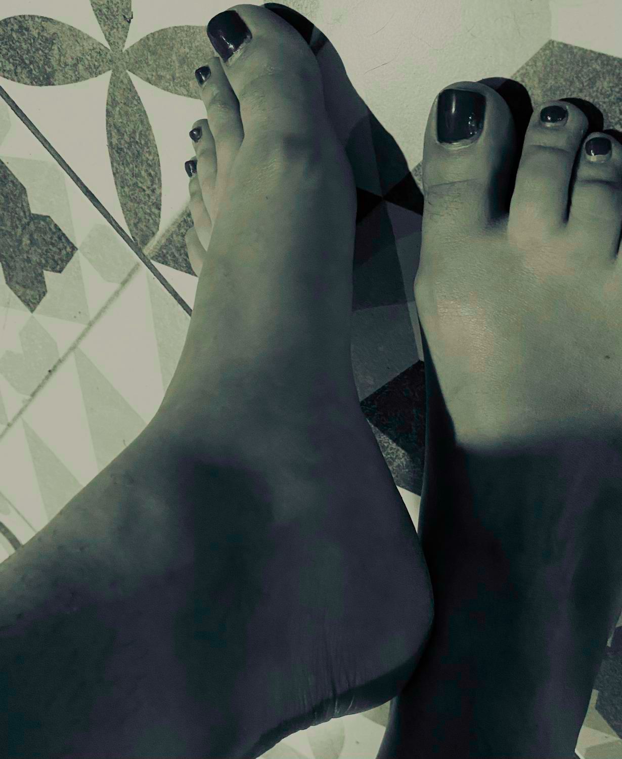 Feet_ness's media