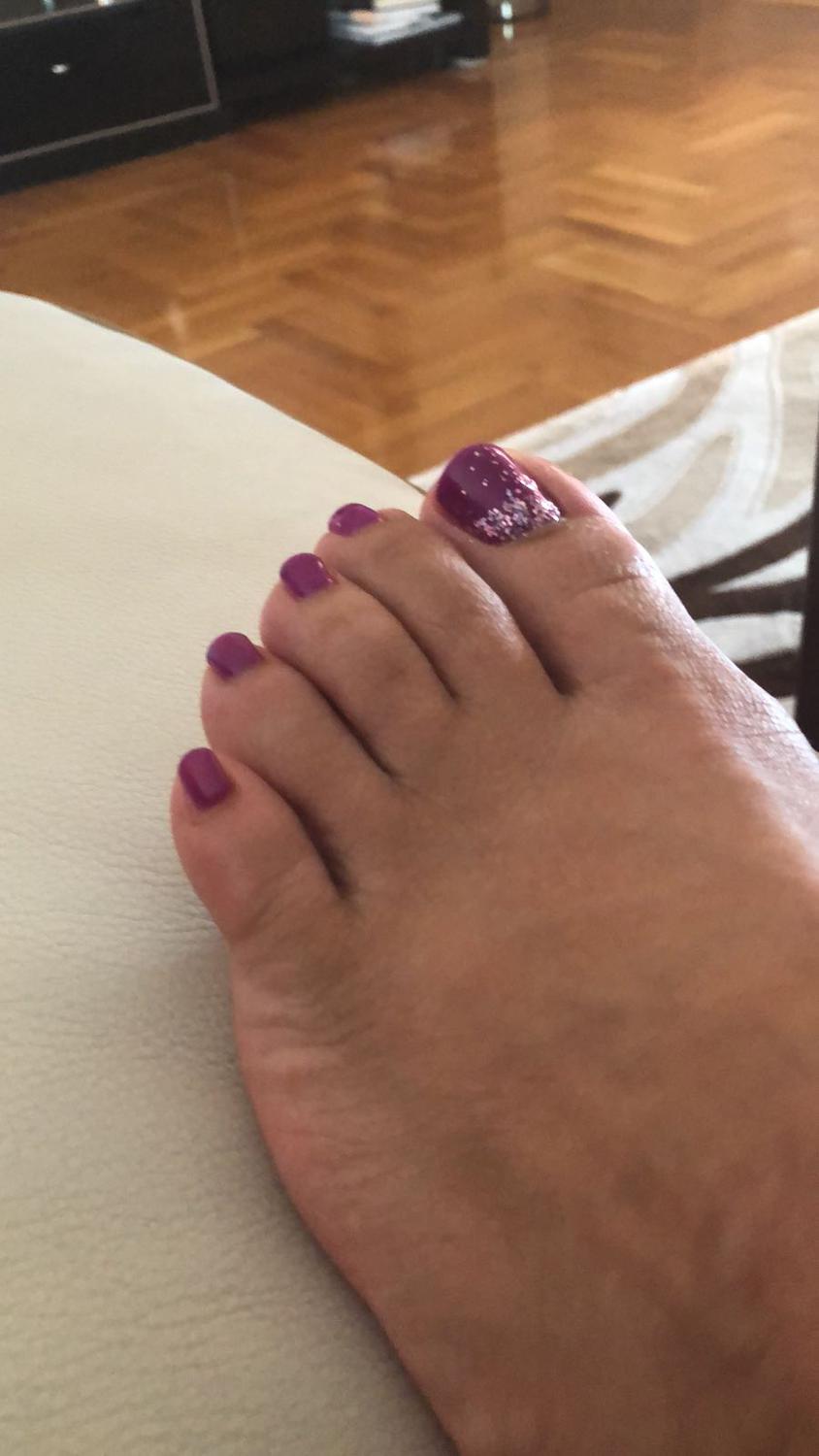 Feet_of_milf's media