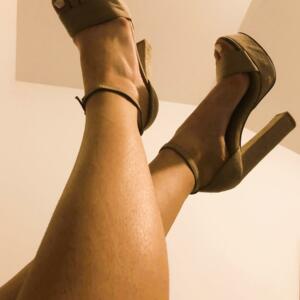 Feet-to-amelie's media