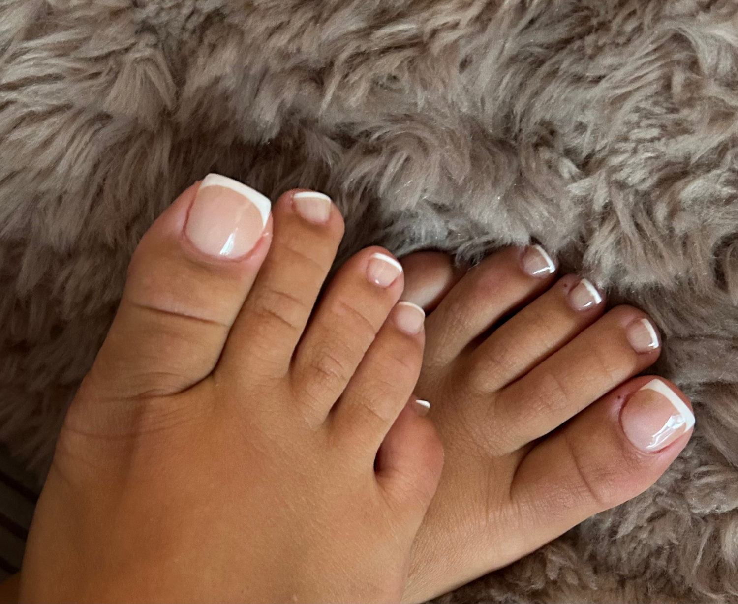 Feetaddictt92's media