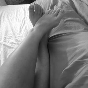 Feetandcurve's media