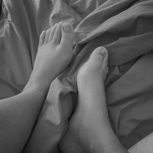 Feetandcurve's media