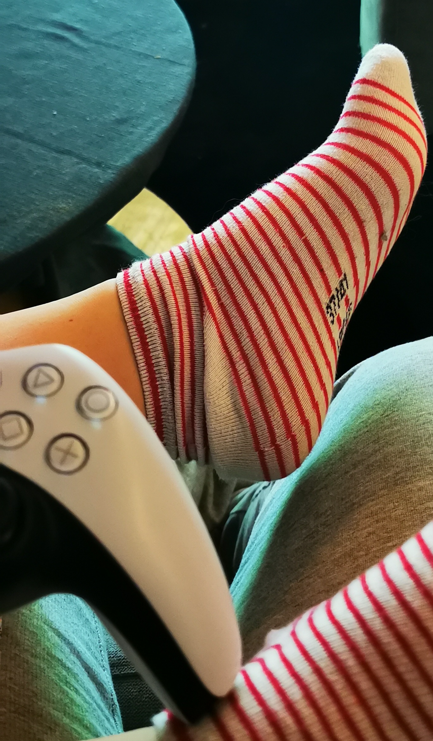 Feetandfeel's media