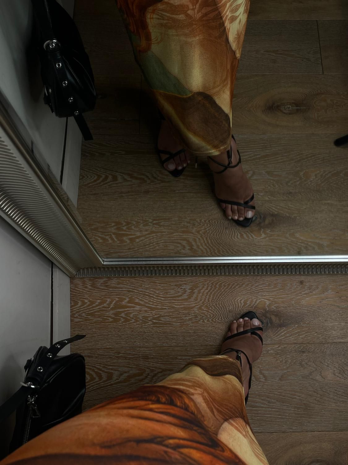Feetandlove_'s media