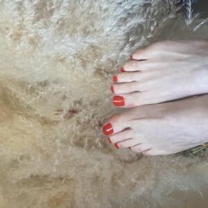 _feetangel's media