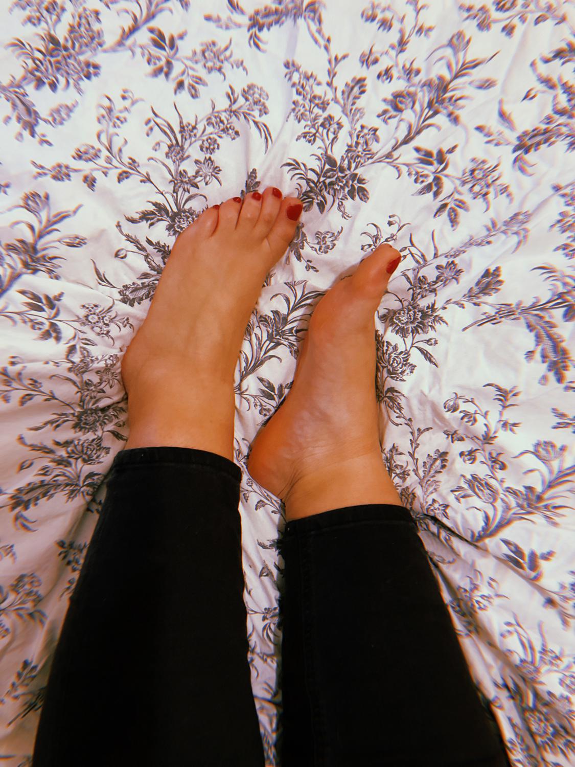 Feetasm's media