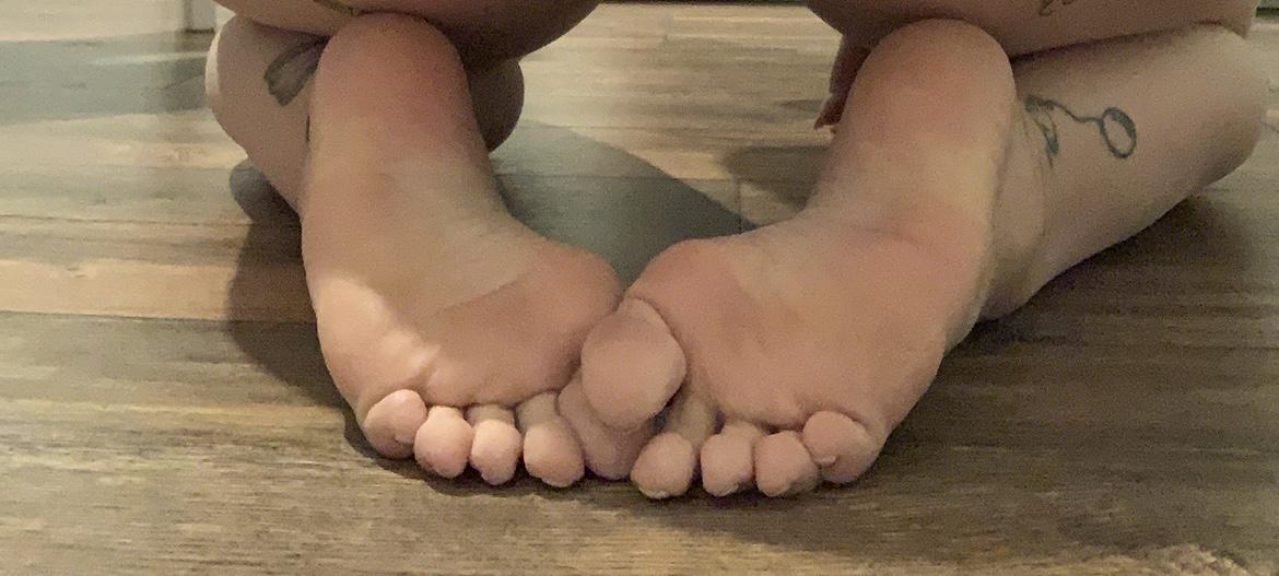 Feetasticx's media
