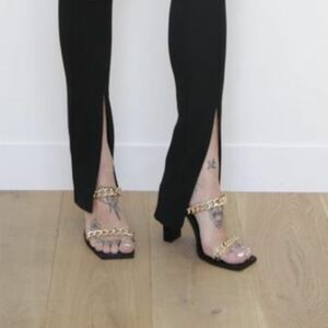 Feetbar's media