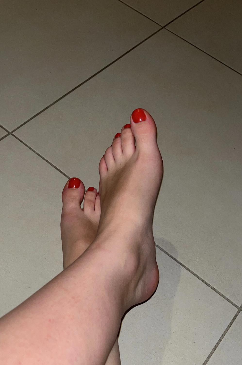 Feetblues_'s media