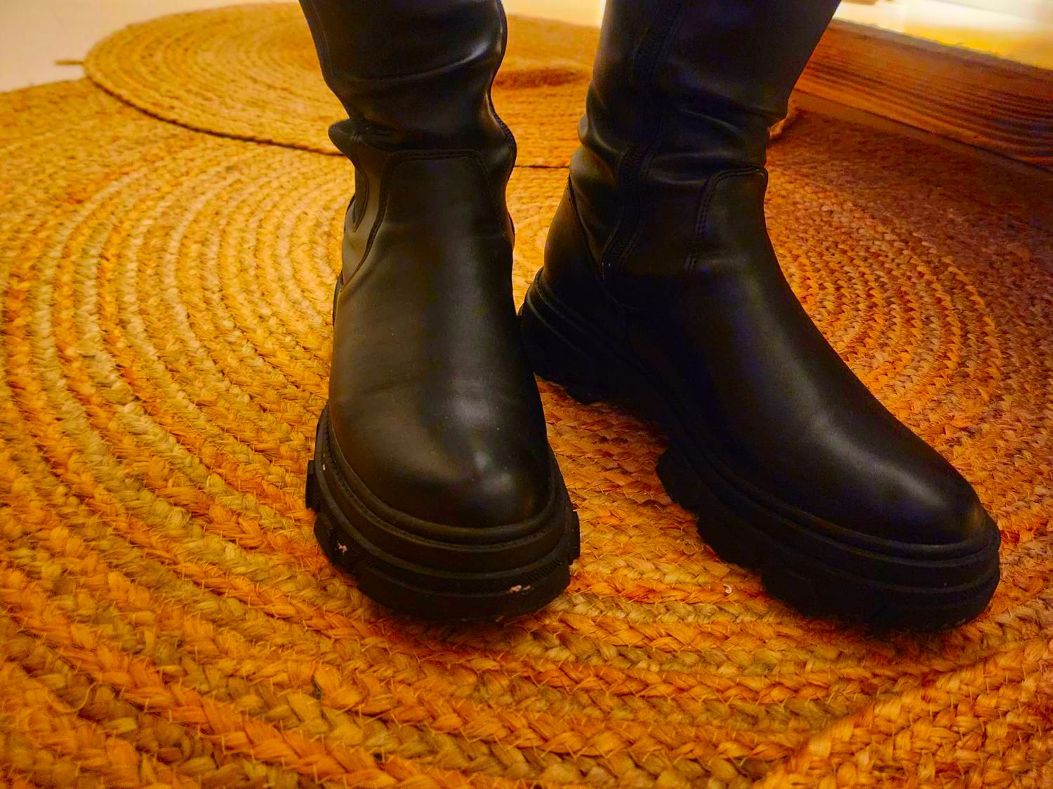 Feetbutterfly31's media