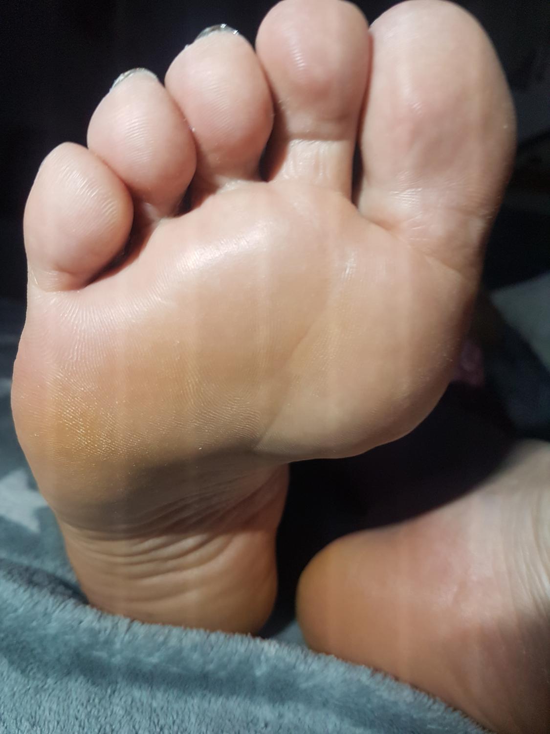 Feetbutterfly31's media