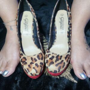 Feetbutterfly31's media
