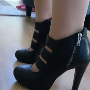 Feetfoot_lolita's media