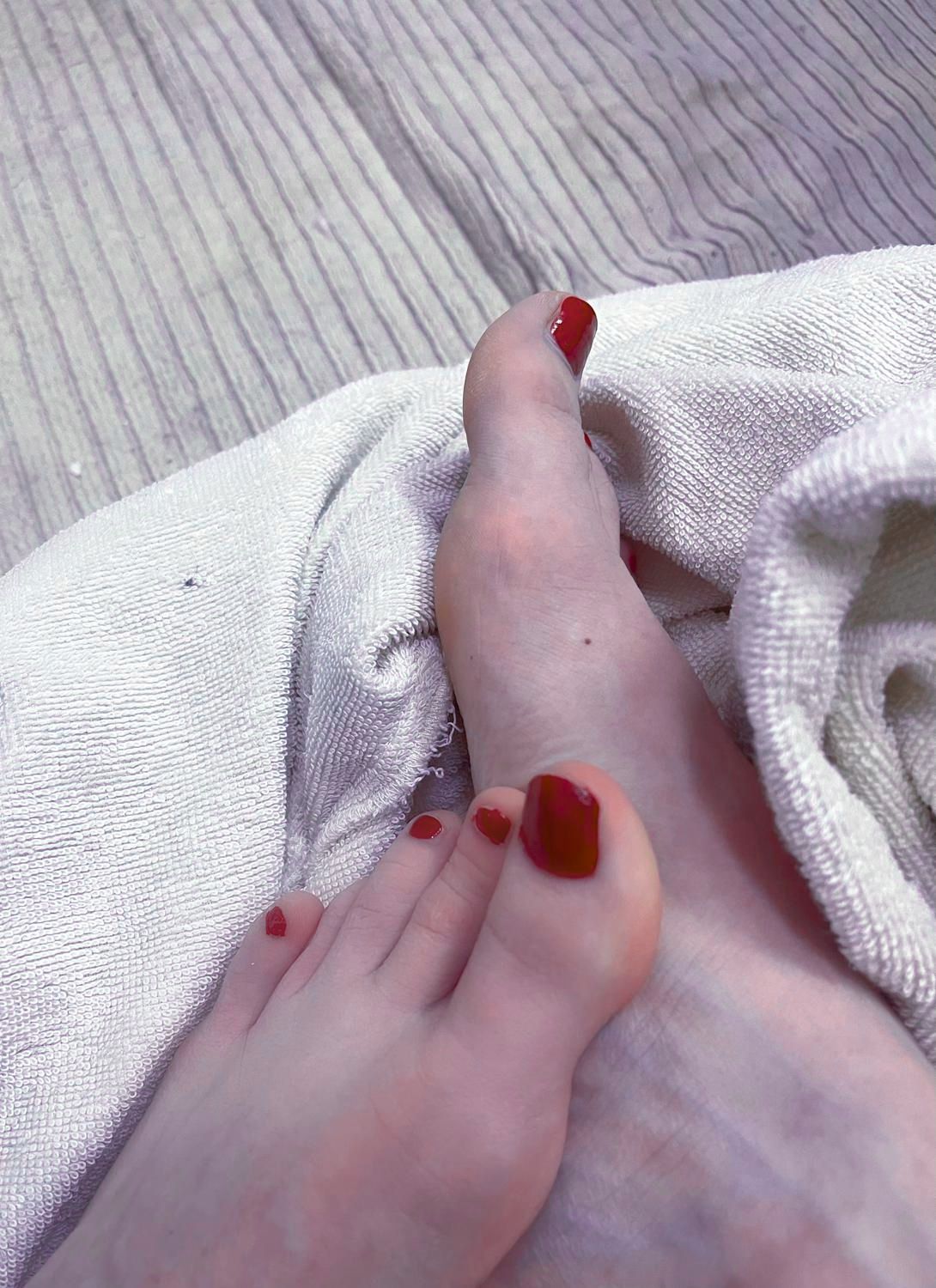 Feetfrench_1's media