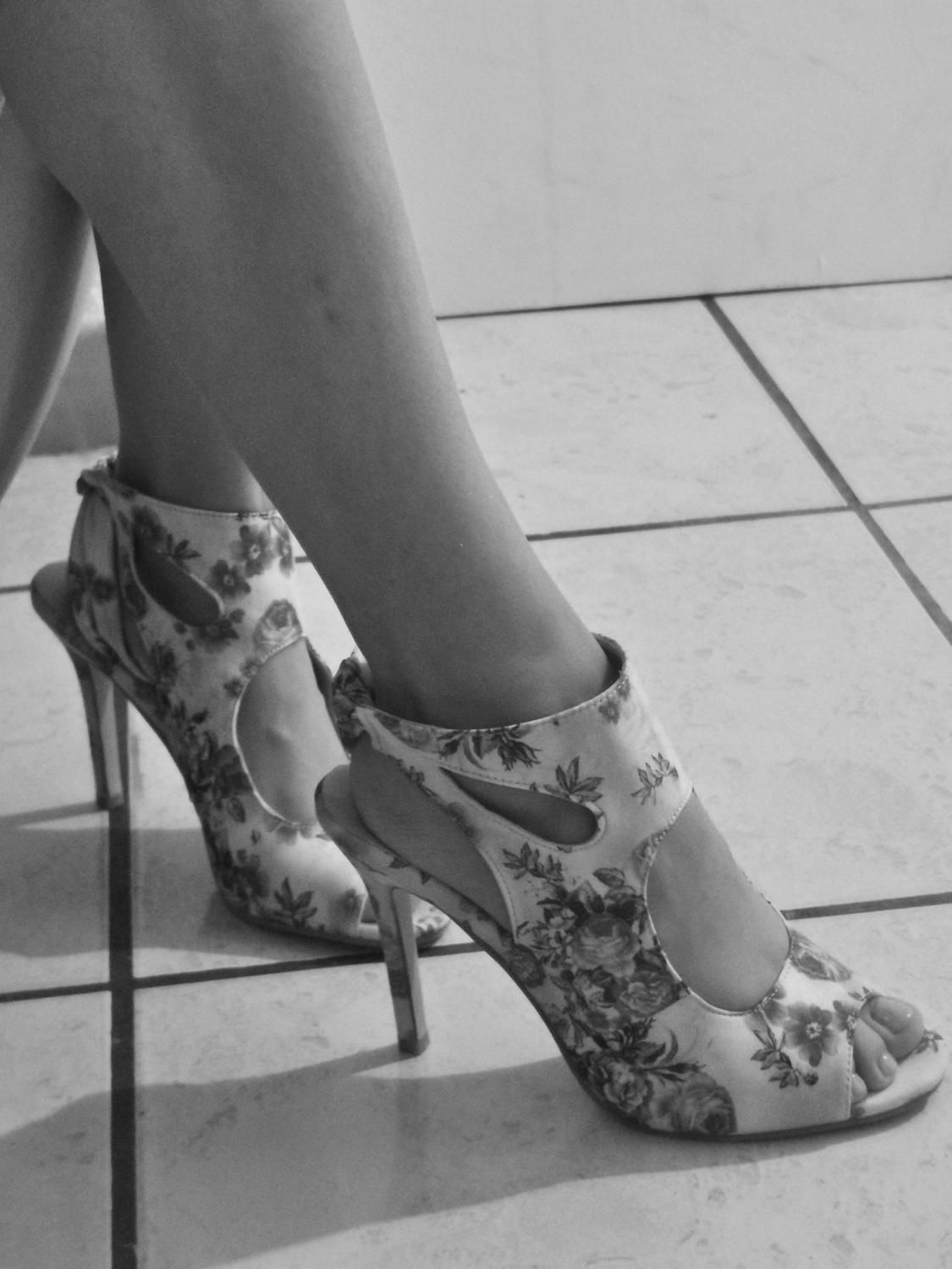 _feetgirl_s's media