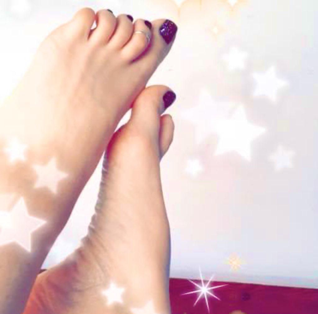 Feetgirl1488's media
