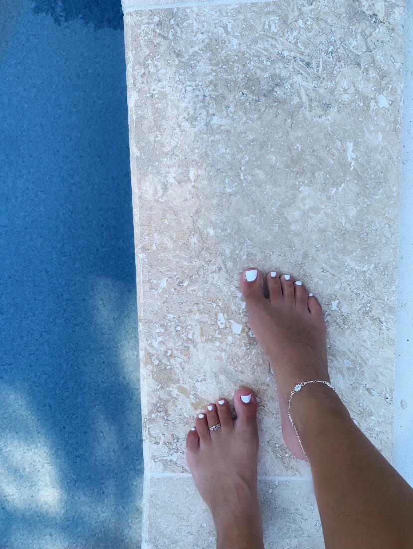 Feetgirlx's media