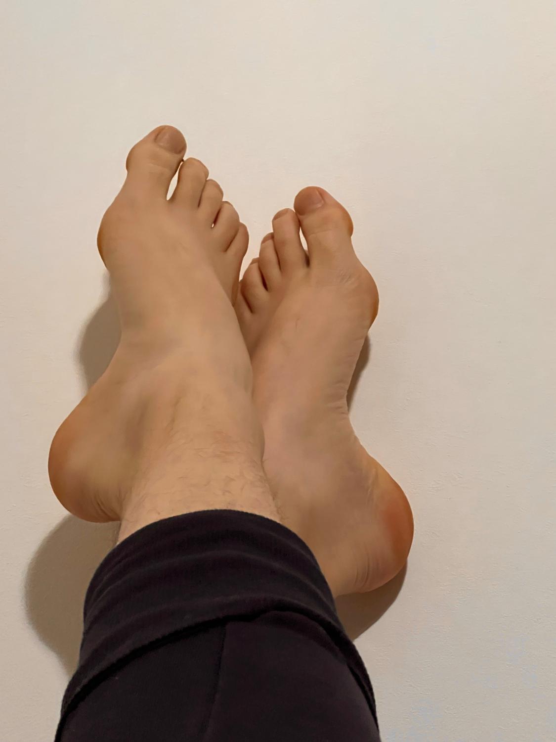 Feetish_1994's media