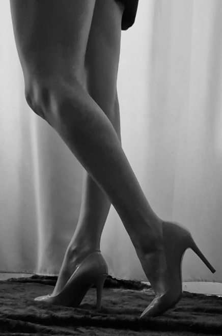 Feetlegsandstockings's media