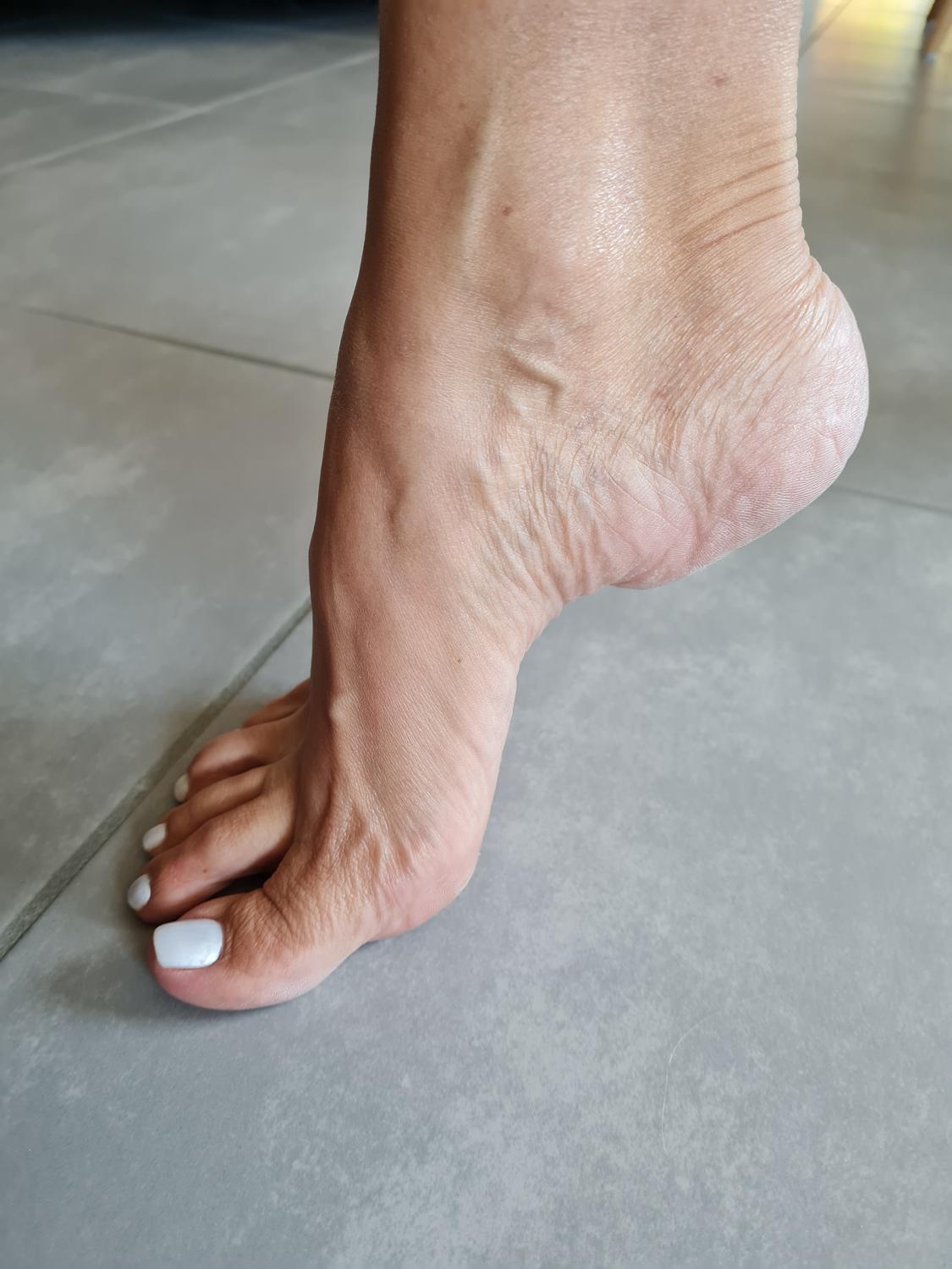 Feetlily's media