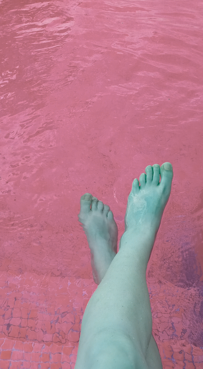 Feetlove75017's media