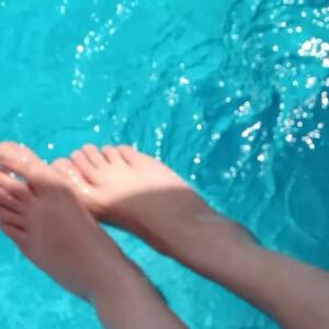 Feetlove75017's media