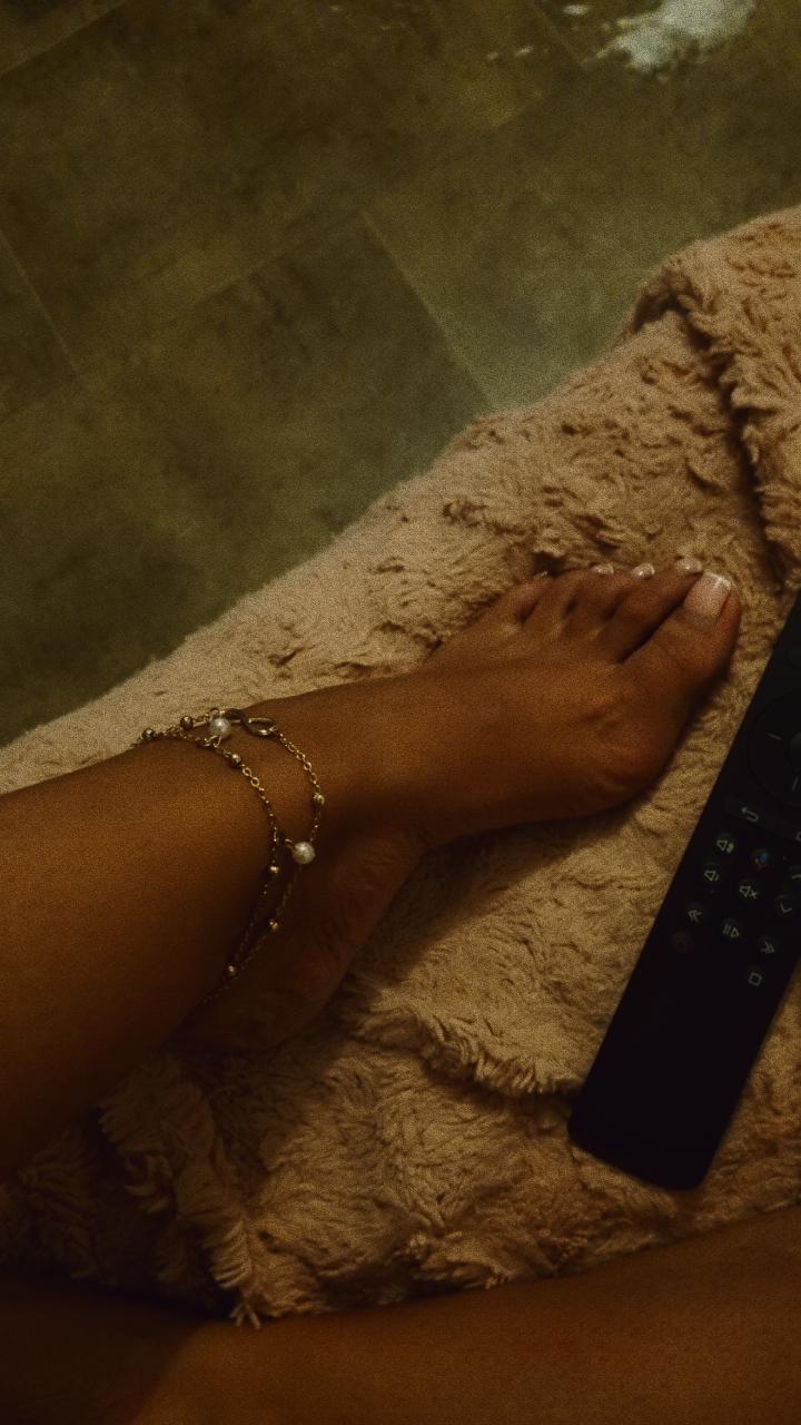 Feetlovee13's media