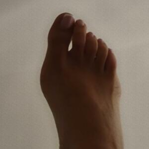 Feetlovee13's media