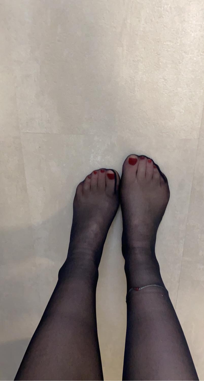 _feetmym_'s media