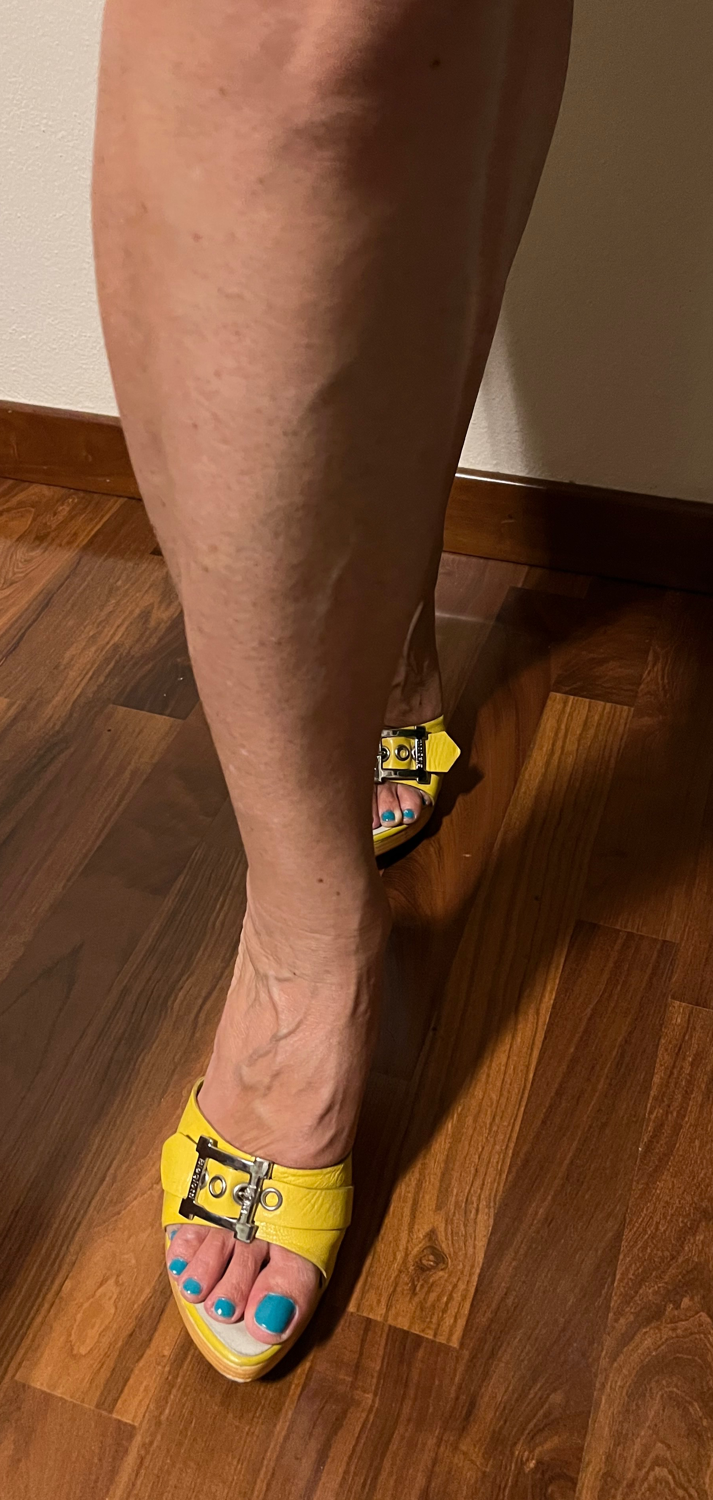 Feetnylon_bf's media