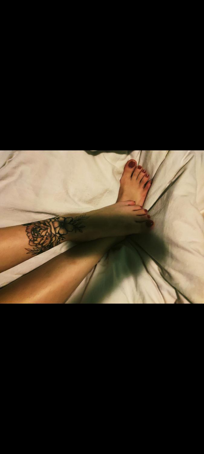 Feetoupette's media