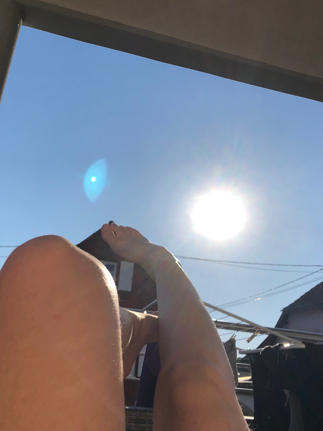 Feetperfectlyy's media