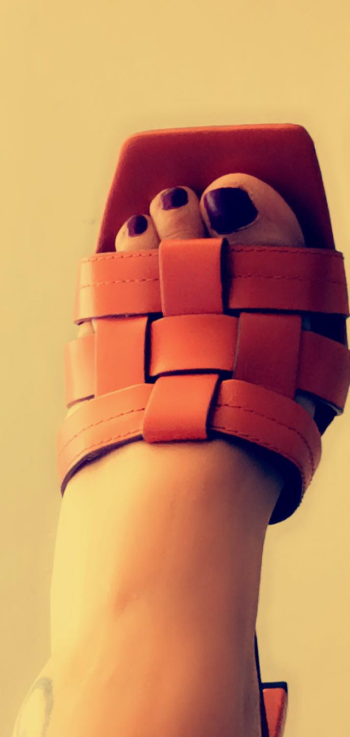 Feetslover_'s media