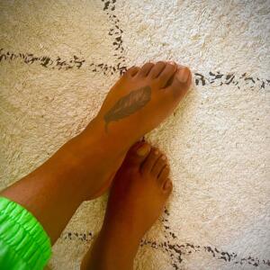 Female_feet's media